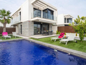 Belvilla by OYO Casa Bali 11